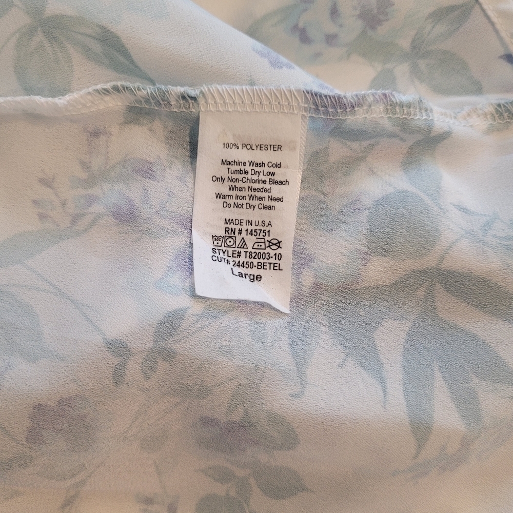 Peach Love California Floral Lightweight Tie Neck Women's Top Size Large - Picture 2 of 16